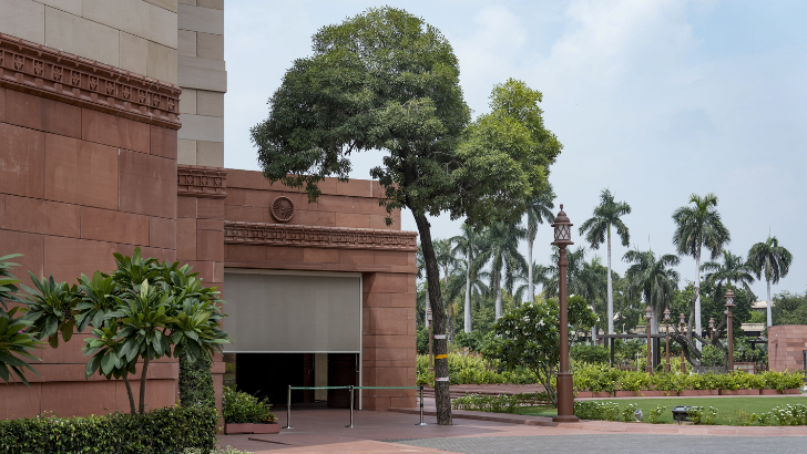 https://www.salarnews.in/public/uploads/images/newsimages/maannewsimage23082025_201810_728x410 Design (16).png